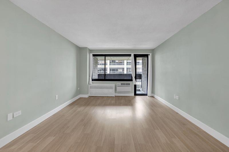 333 Pearl Street 8J Seaport District New York NY 10038